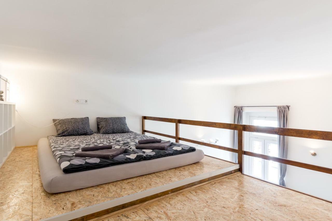 Flexible Selfcheckins 13 & 14 - Le Petit & Le Grand Zagreb - Centre - New - Apartments Repinc Ngoại thất bức ảnh
